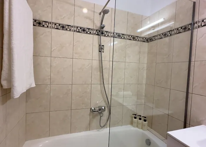 Eros Superb View * Gytheio